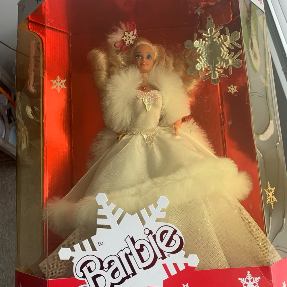 Vintage Barbie happy holidays doll 1989